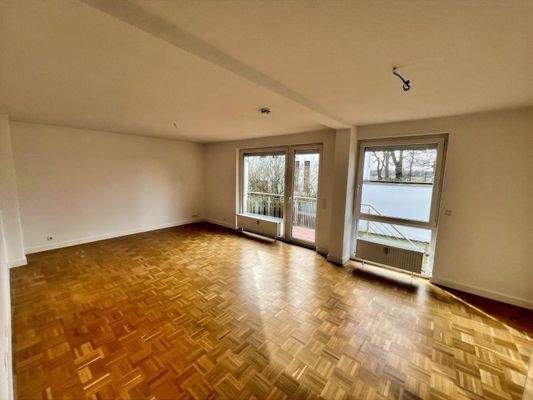 Großzügiger Wohn- Essbereich