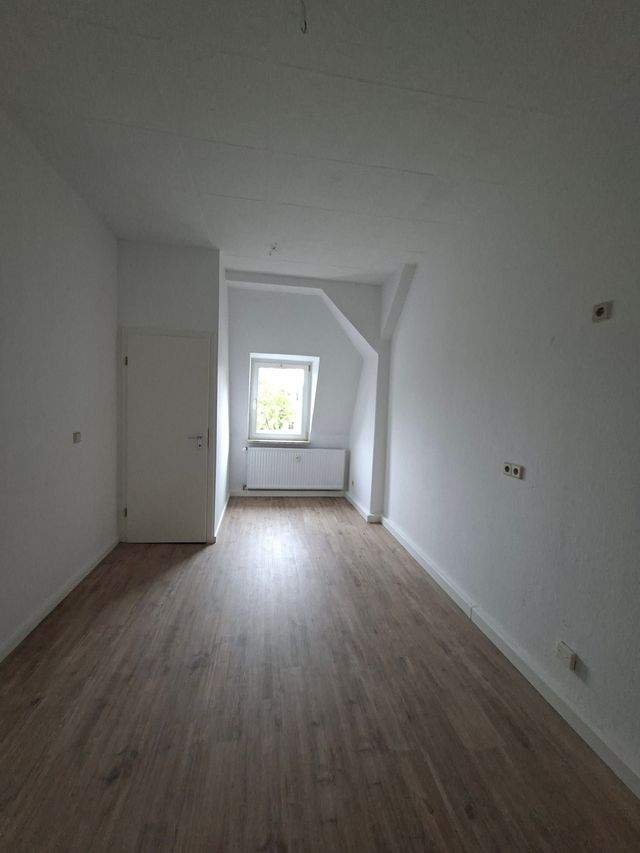 Renovierte 1 Raum Studentenwohnung ab sofort zu vermieten - Foto 4