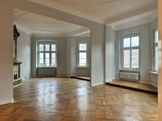Eckbüro