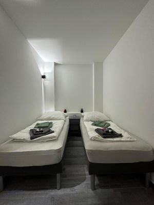 F2 Separates Schlafzimmer