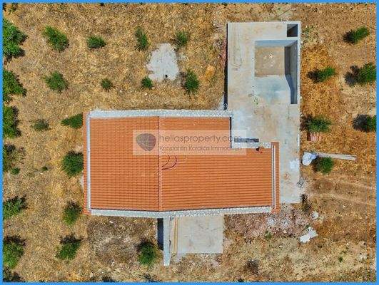 2ed4e84298274f8f84938205356e801e-original