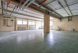 Große Lagerfläche / Produktionshalle UG 1