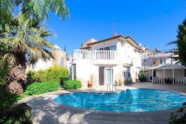 Detached Furnished Villa in a Popular Location in Belek Antalya