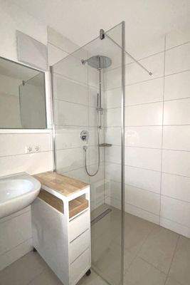 Bad / Dusche