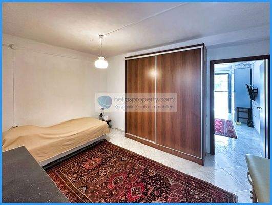 83aa8595d3e94229827141940032caed-original