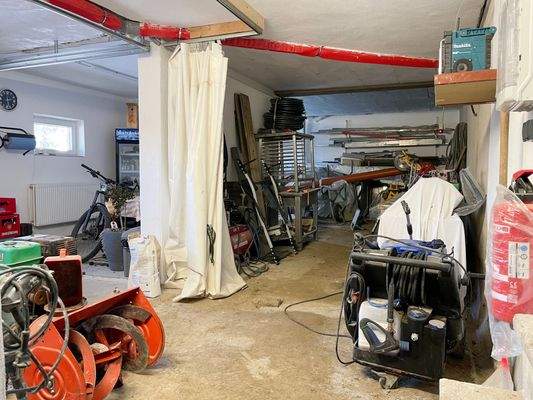 Keller mit Garage.jpg