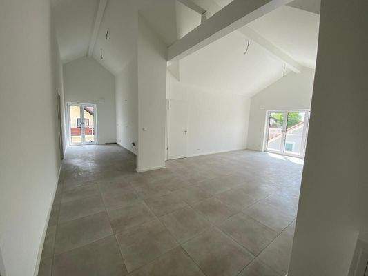 hohen imposante Raumhöhen.jpg