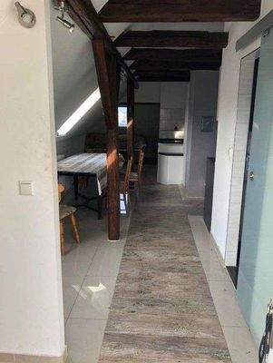 11 Whg 3 Flur mit Essbereich.jpg