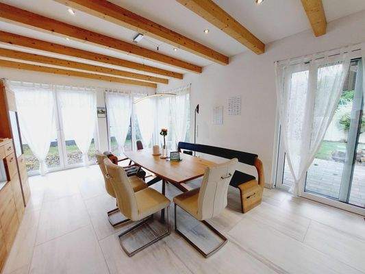 Essbereich im Wohnzimmer