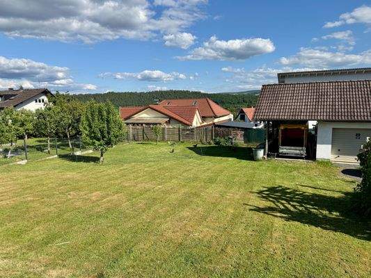 Nebengebäude / separates Baugrundstück