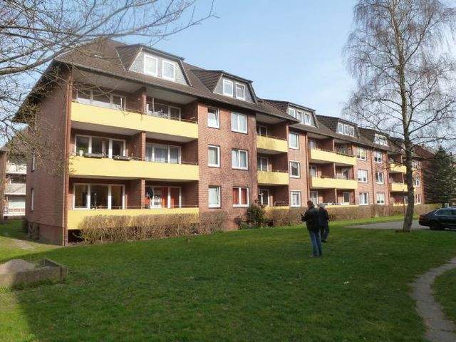 2-Zimmer-Dachgeschoswohnung, Beethovenstraße 27, Flensburg - Photo 2