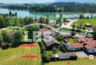Idylle Pur - Bergpanorama und Seeblick / KI-generiert