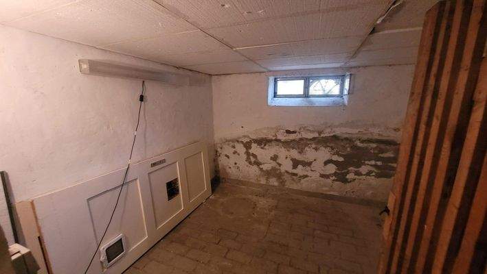 privates Kellerabteil