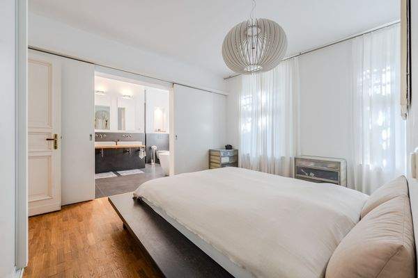 Master bedroom with access to the bathroom