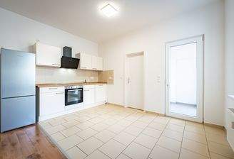 Offene Küche mit Einbauküche