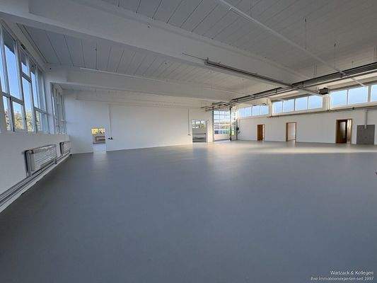 ZUSÄTZL. MÖGLICH: Halle 2 / Halle