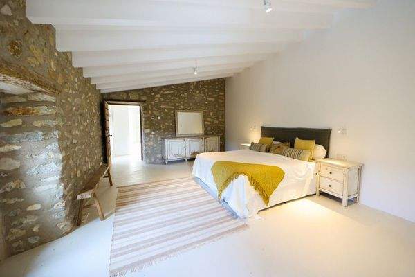 Finca mit Pool zum Verkauf in Capdella, Mallorca