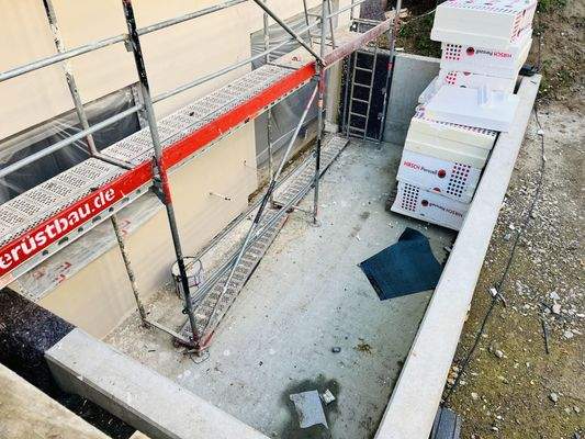 Terrasse - Souterrainwohnung Nr. 14 im Haus Brüder-Becker-Str. 10a (Bautenstand 10/2025)