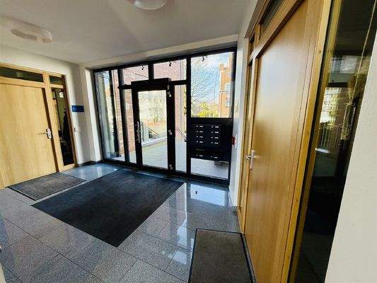 Eingangsbereich / Rampe