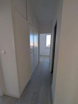 Flur mit Einbauschrank