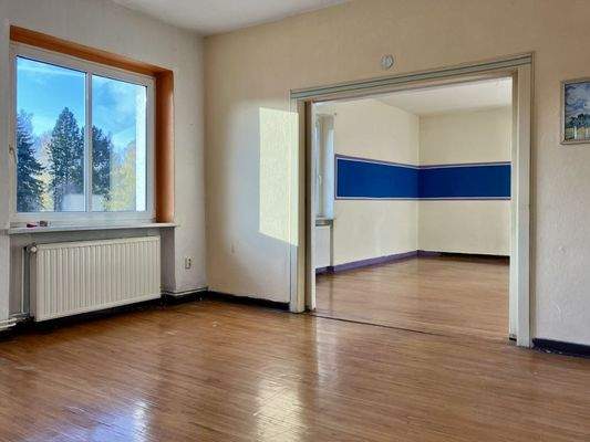 Schlafzimmer am Wohnzimmer