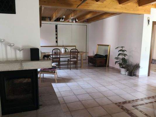 Essen/ Wohnen (Billiard)