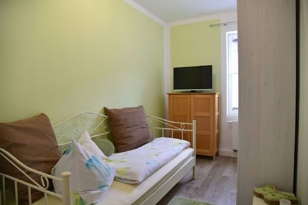 Obergeschoss FEWO 2 Schlafzimmer 1