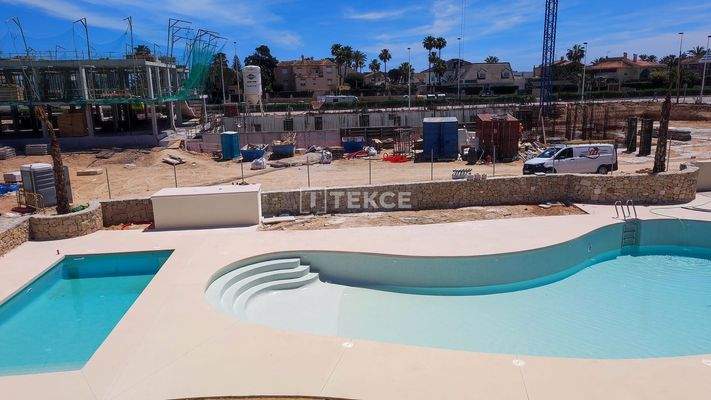 Flats Close to Sea in Innovative Residential Project in Torrevieja