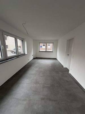 Wohn - u. Essbereich, Küche