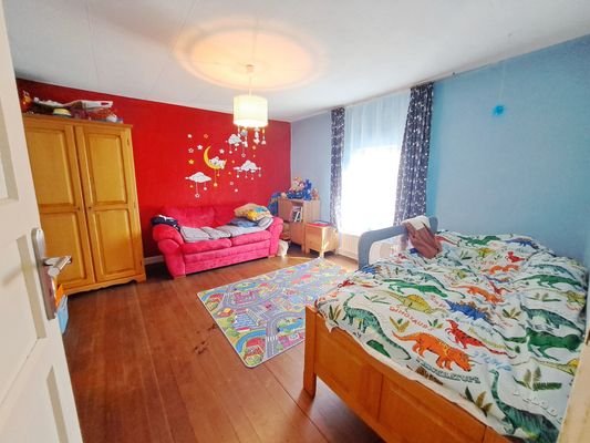 OG Schlafzimmer 3.jpg