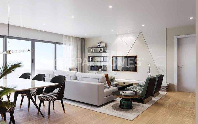 Sea View Real Estate with Terraces in a Popular area of Fuengirola