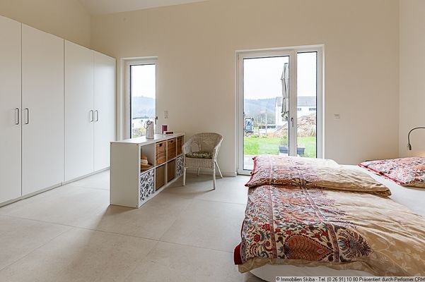 Schlafzimmer Bild 2