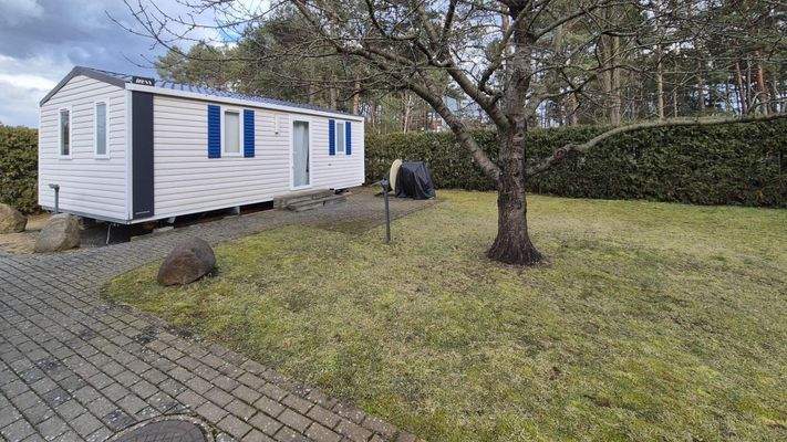 Mobilheim 1 vordere Ansicht