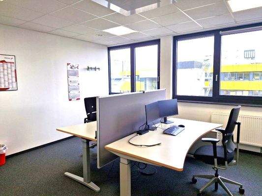 Blick 9 in ein Büro