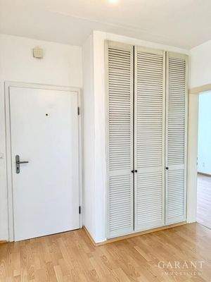 Korridor Einbauschrank 