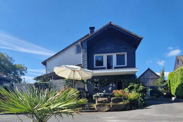 Vorderansicht vom Hof