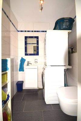 Hauswirtschaftsraum +WC