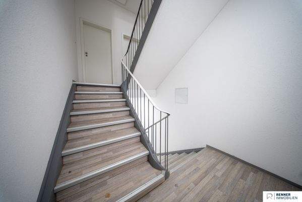 Treppenhaus 1. OG