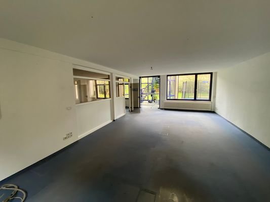 Ausstellungs-/Bürobereich