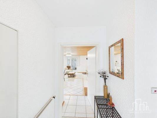 CAM02839G0-PR0320-STILL024