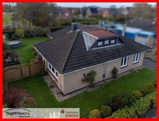 Vorder - und Seitenansicht