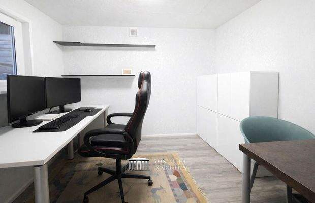 Separates Zimmer - Ideal als Büro, Gäste oder Hobbyraum