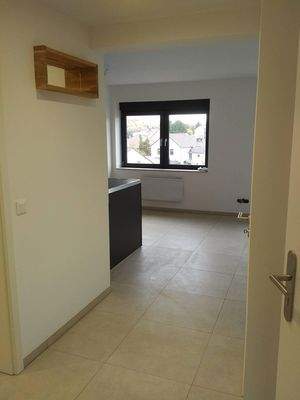 Blick von Flur zu Wohn/Esszimm