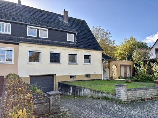 Ansicht von der Straßenseite