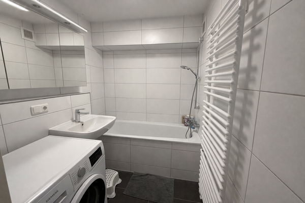 Badezimmer mit Wanne