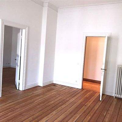 frisch gestrchen, Holzdielen behandelt 