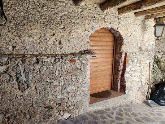 Kellereingang außen