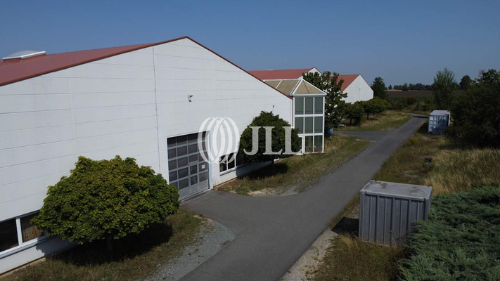 ebenerdige Zufahrtstore