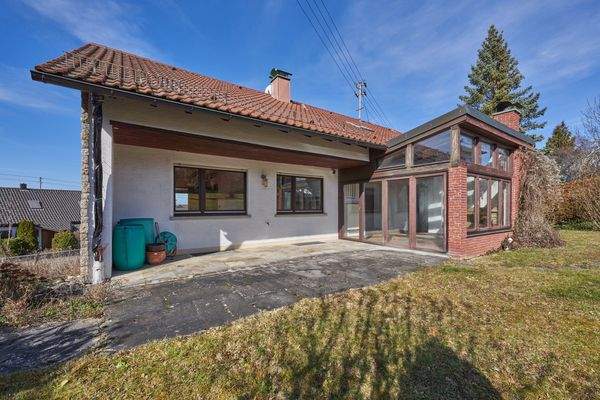 Terrasse und Wintergarten