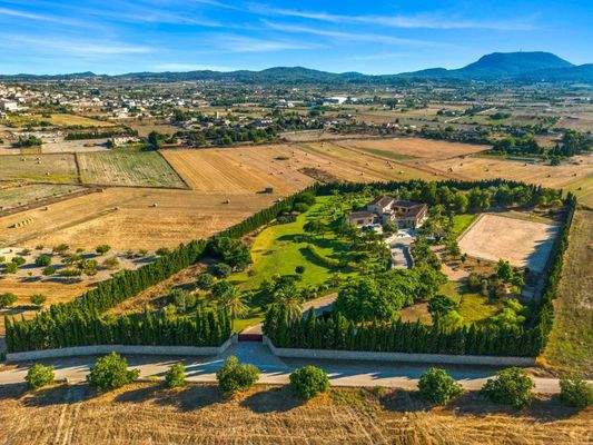 Beeindruckende rustikale Finca zum Verkauf im Herzen von Mallorca.